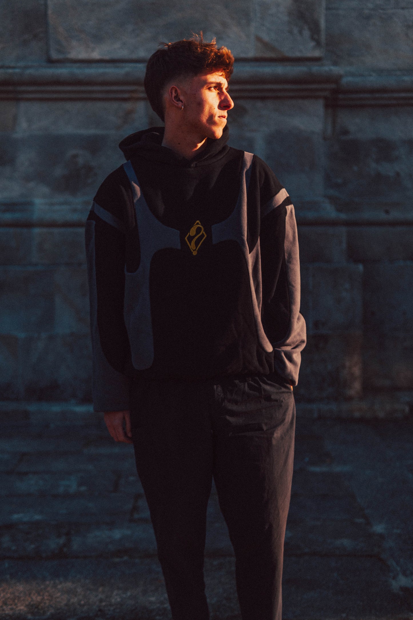 CONCEPT BLACK BOXY HOODIE