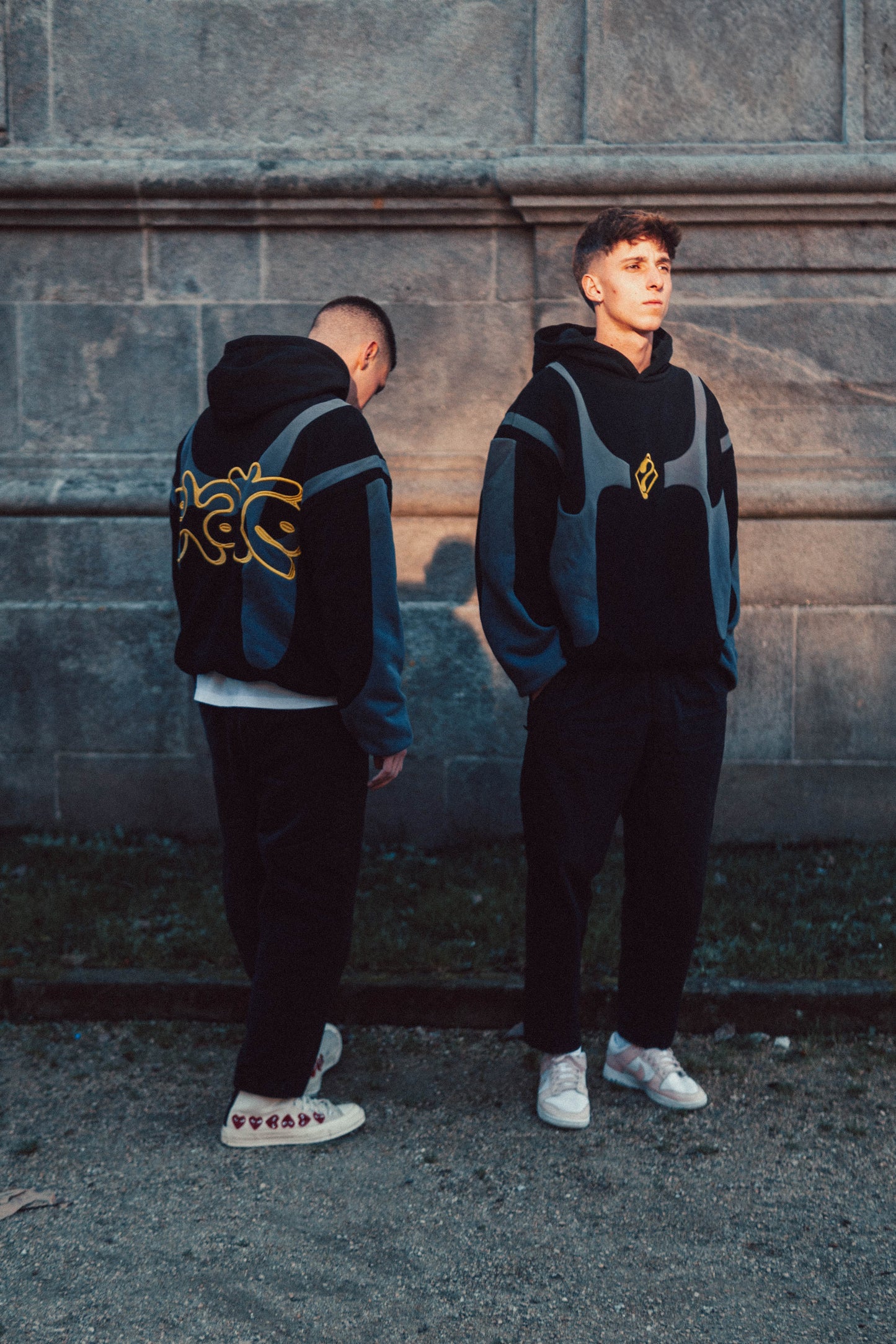 CONCEPT BLACK BOXY HOODIE