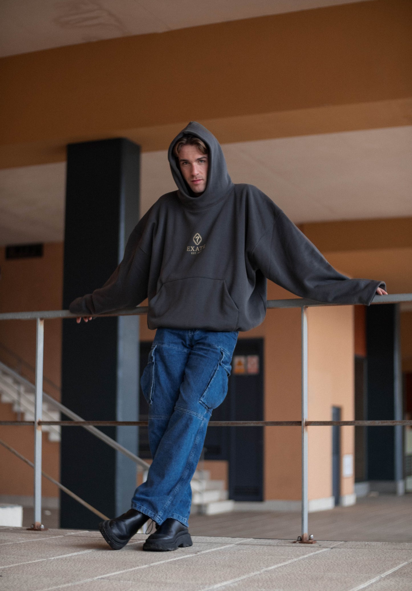 ROOKIE SHIP GRAY BOXY HOODIE