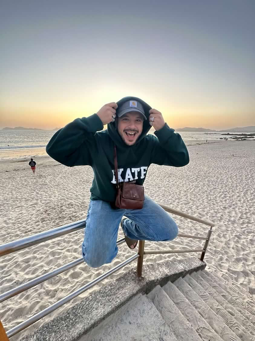 UNIVERSITY PINE GREEN HOODIE